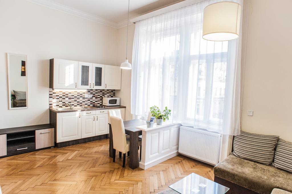 All In Apartman Budapest Rum bild