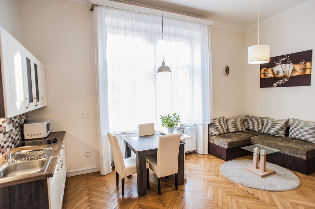 All In Apartman Budapest Rum bild