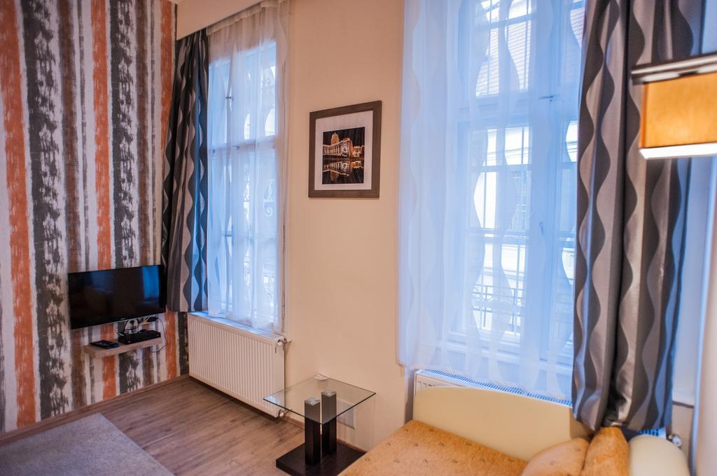 All In Apartman Budapest Rum bild