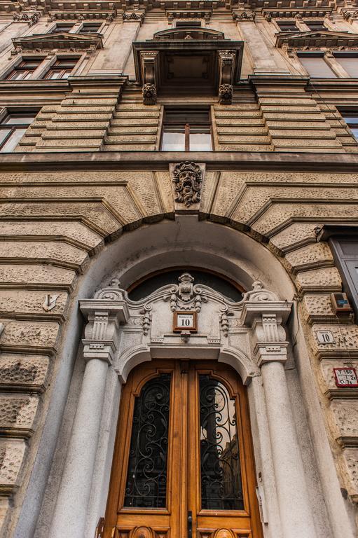 All In Apartman Budapest Exteriör bild