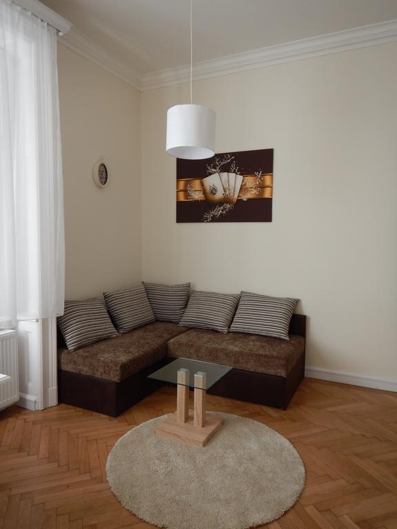 All In Apartman Budapest Rum bild